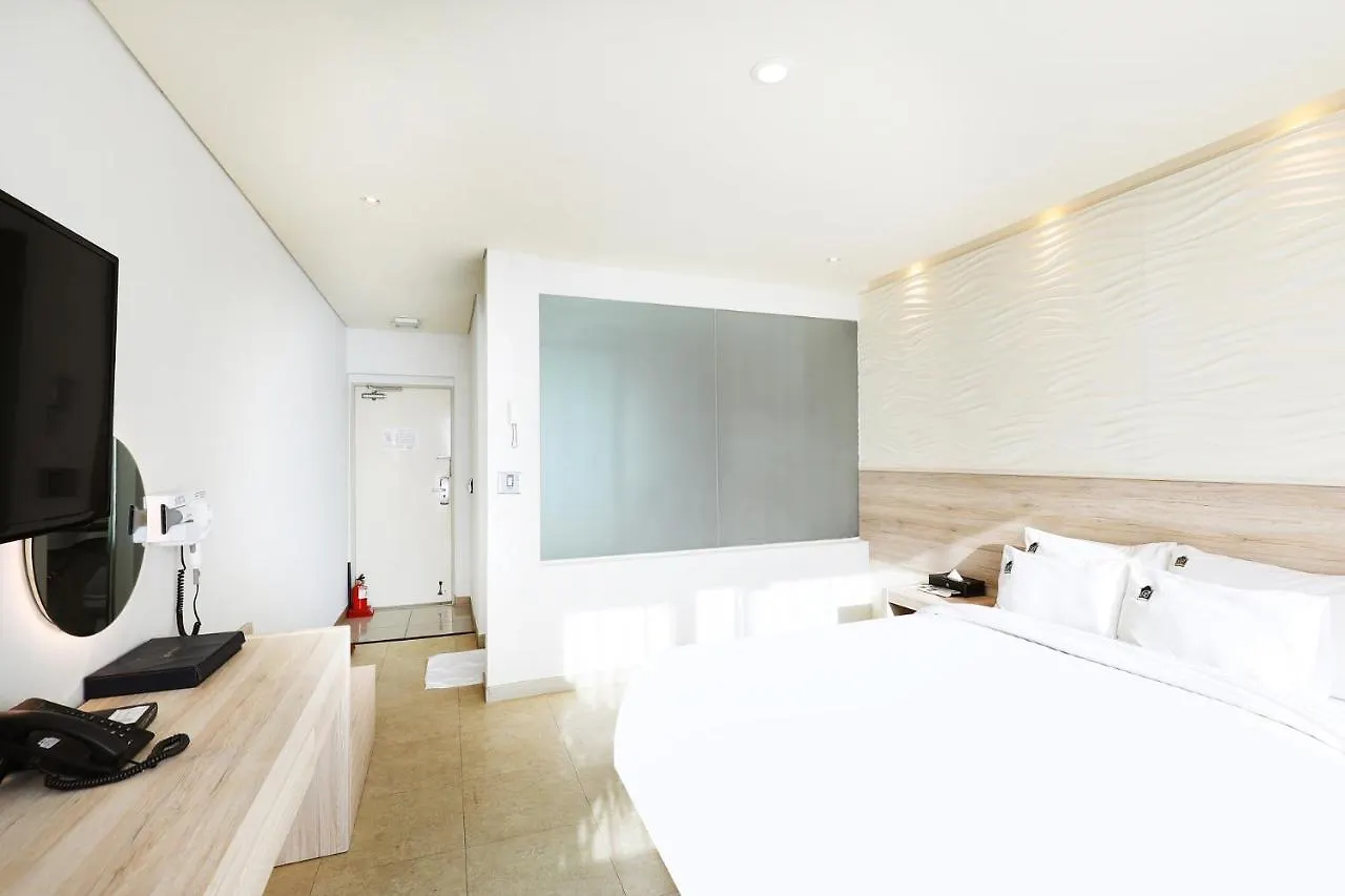 Hotel The Sea Star Инчон 4*,