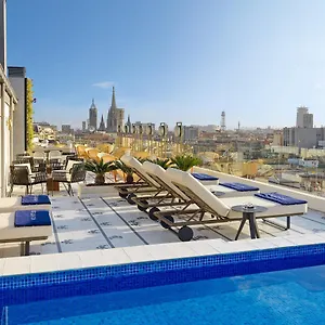 H10 キュービック 4* Sup ホテル