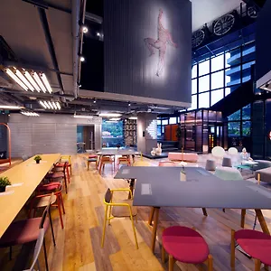 Lyf Funan シンガポール